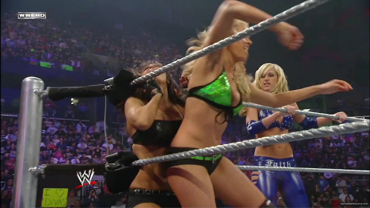 WWE_ECW_02_05_08_Kelly_Michelle_vs_Layla_Victoria_mp41342.jpg
