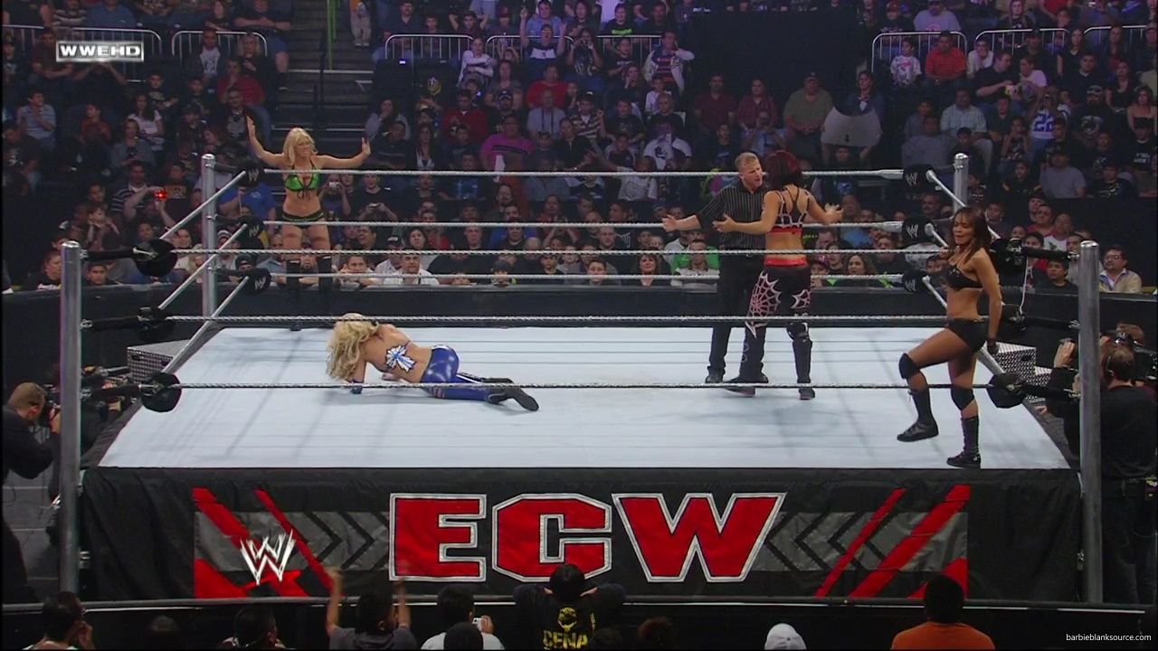 WWE_ECW_02_05_08_Kelly_Michelle_vs_Layla_Victoria_mp41413.jpg