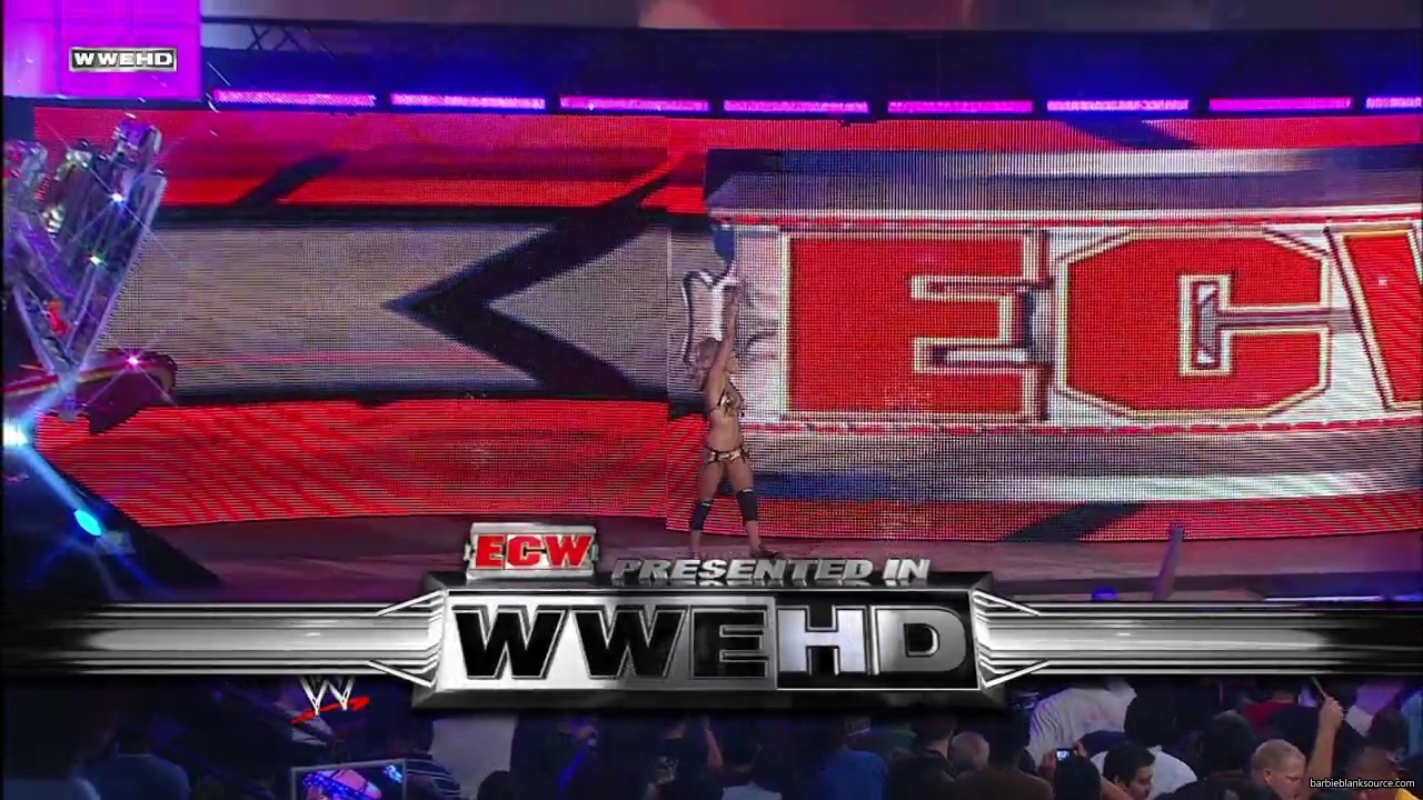 WWE_ECW_02_26_08_Kelly_Kofi_vs_Layla_Santino_mp41972.jpg
