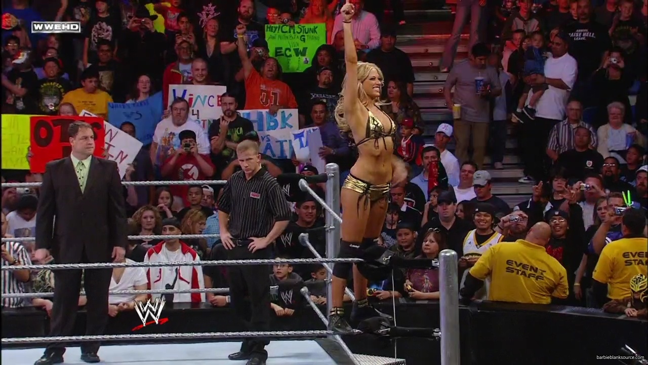 WWE_ECW_02_26_08_Kelly_Kofi_vs_Layla_Santino_mp41996.jpg