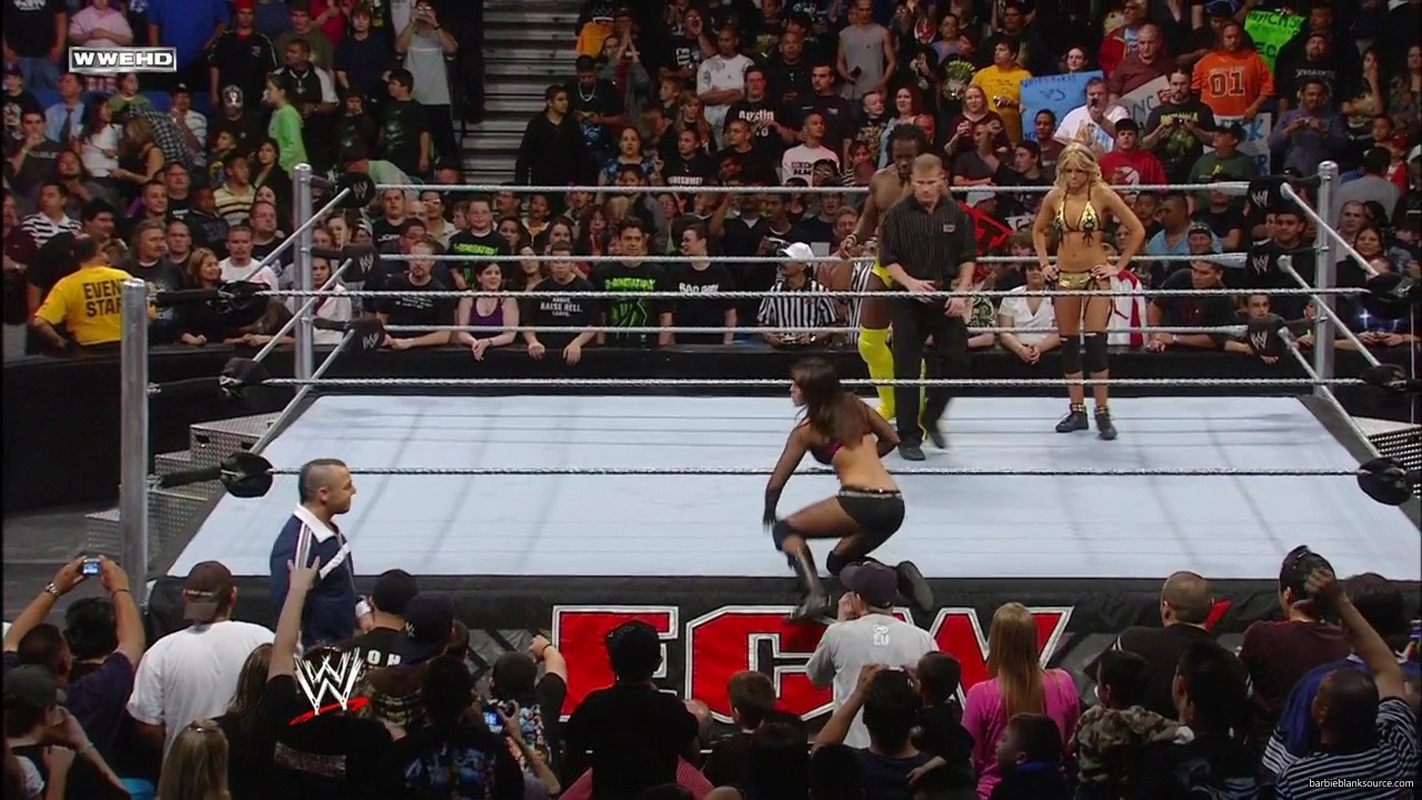 WWE_ECW_02_26_08_Kelly_Kofi_vs_Layla_Santino_mp42105.jpg WWE_ECW_02_26_08_Kelly_Kofi_vs_Layla_Santino_mp42105.jpg