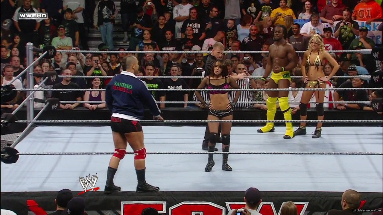 WWE_ECW_02_26_08_Kelly_Kofi_vs_Layla_Santino_mp42120.jpg