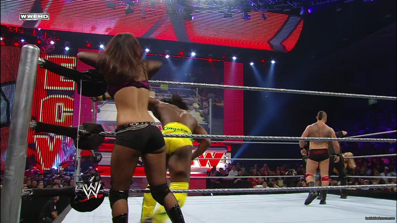 WWE_ECW_02_26_08_Kelly_Kofi_vs_Layla_Santino_mp42254.jpg