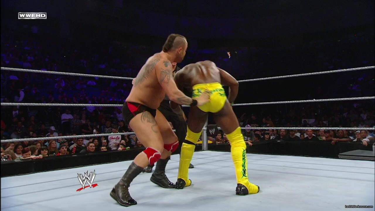 WWE_ECW_02_26_08_Kelly_Kofi_vs_Layla_Santino_mp42293.jpg