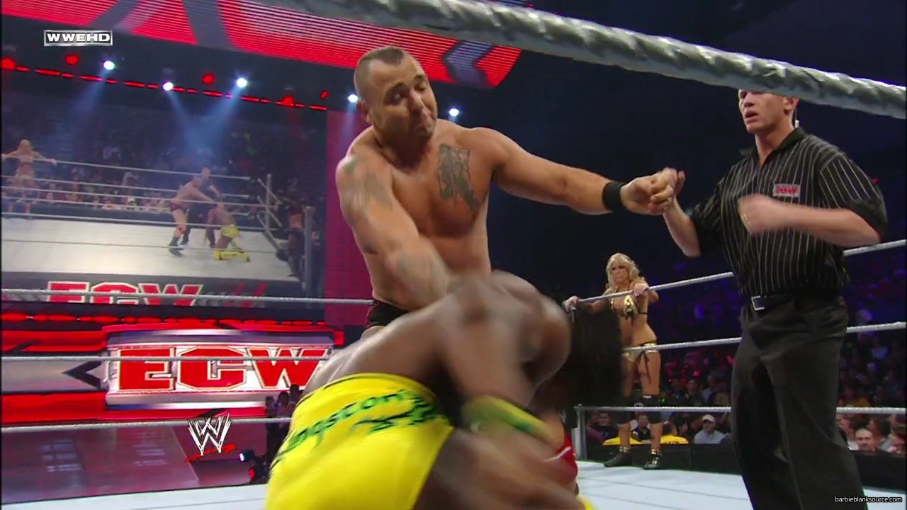 WWE_ECW_02_26_08_Kelly_Kofi_vs_Layla_Santino_mp42305.jpg