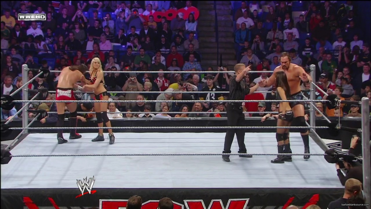 WWE_ECW_03_25_08_Kelly_Richards_vs_Knox_Layla_mp42715.jpg
