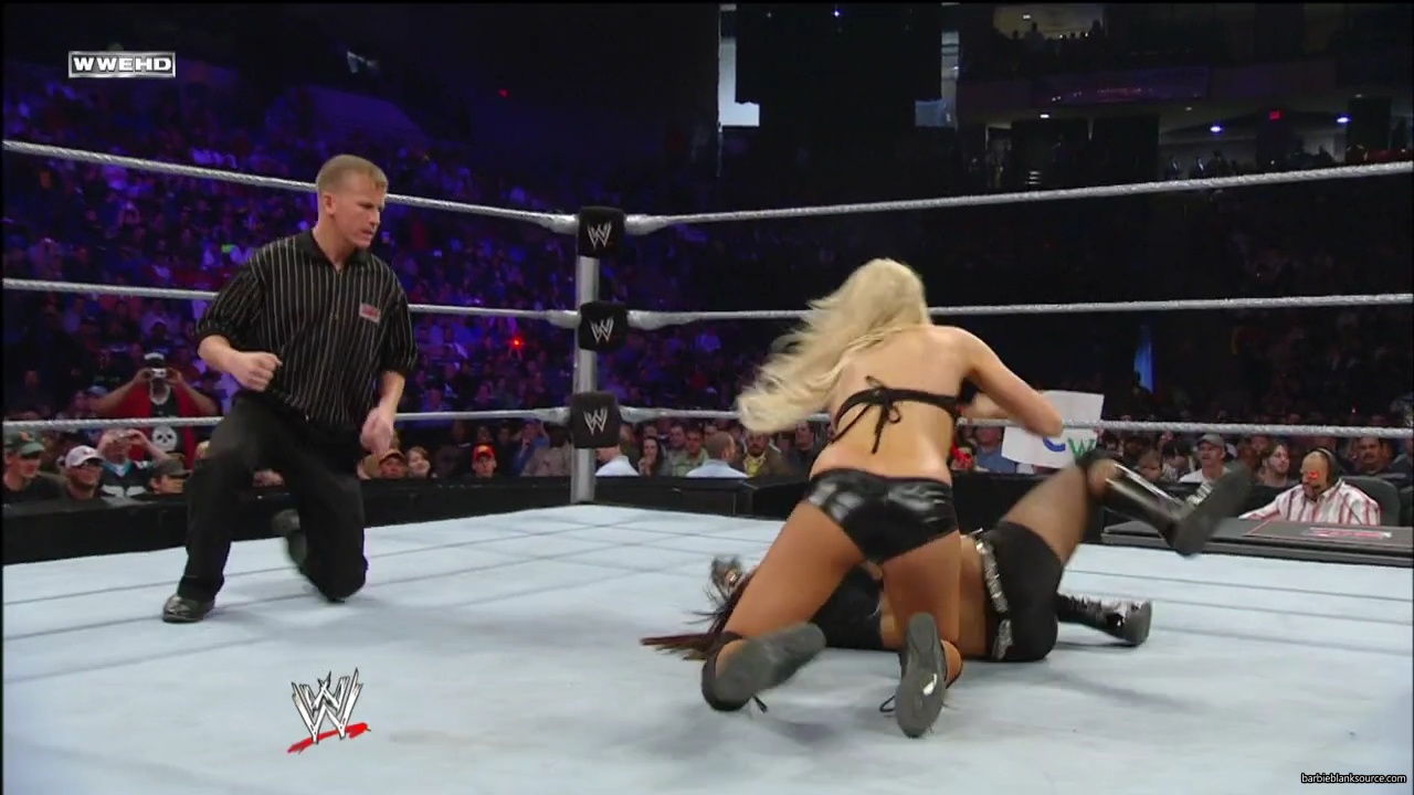 WWE_ECW_03_25_08_Kelly_Richards_vs_Knox_Layla_mp42751.jpg