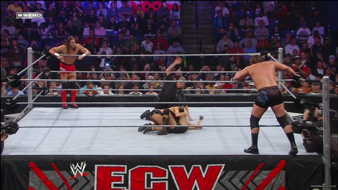 WWE_ECW_03_25_08_Kelly_Richards_vs_Knox_Layla_mp42753.jpg