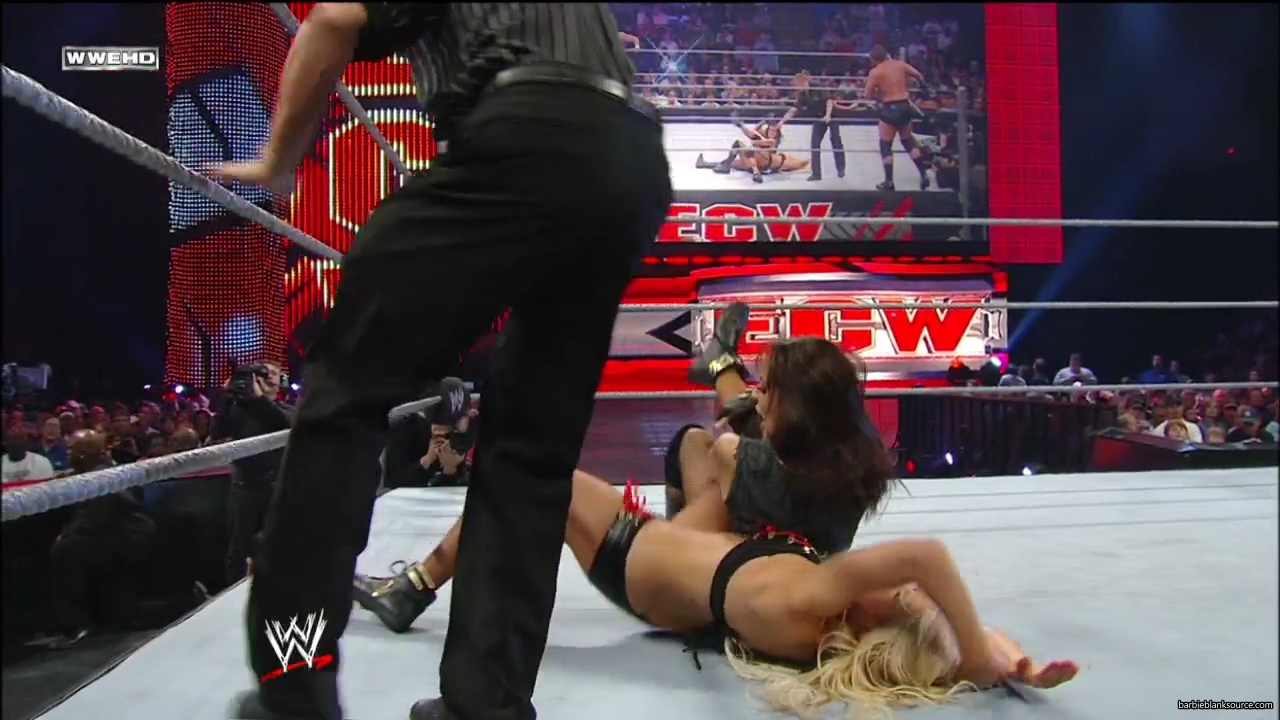 WWE_ECW_03_25_08_Kelly_Richards_vs_Knox_Layla_mp42778.jpg