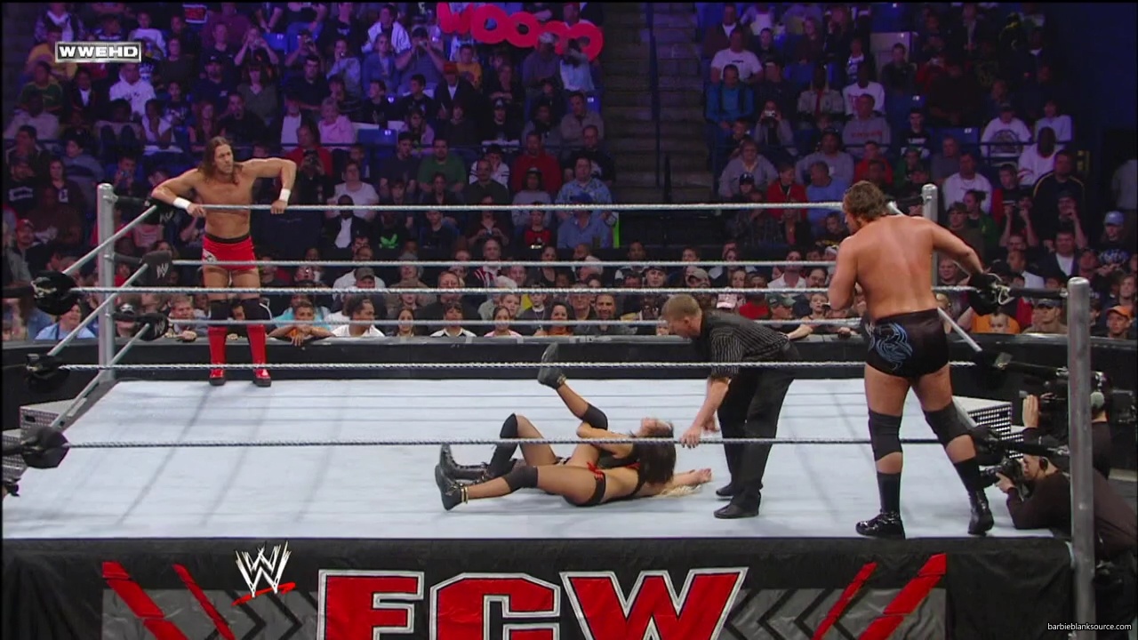 WWE_ECW_03_25_08_Kelly_Richards_vs_Knox_Layla_mp42779.jpg