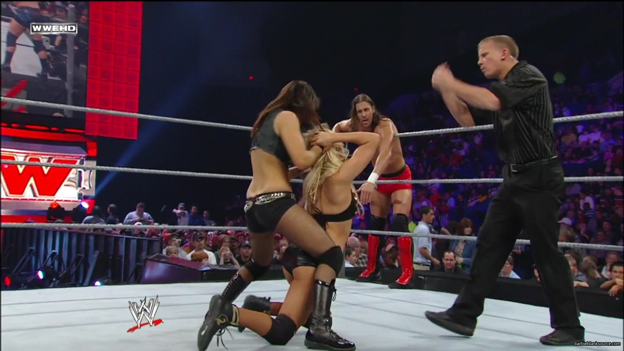 WWE_ECW_03_25_08_Kelly_Richards_vs_Knox_Layla_mp42801.jpg