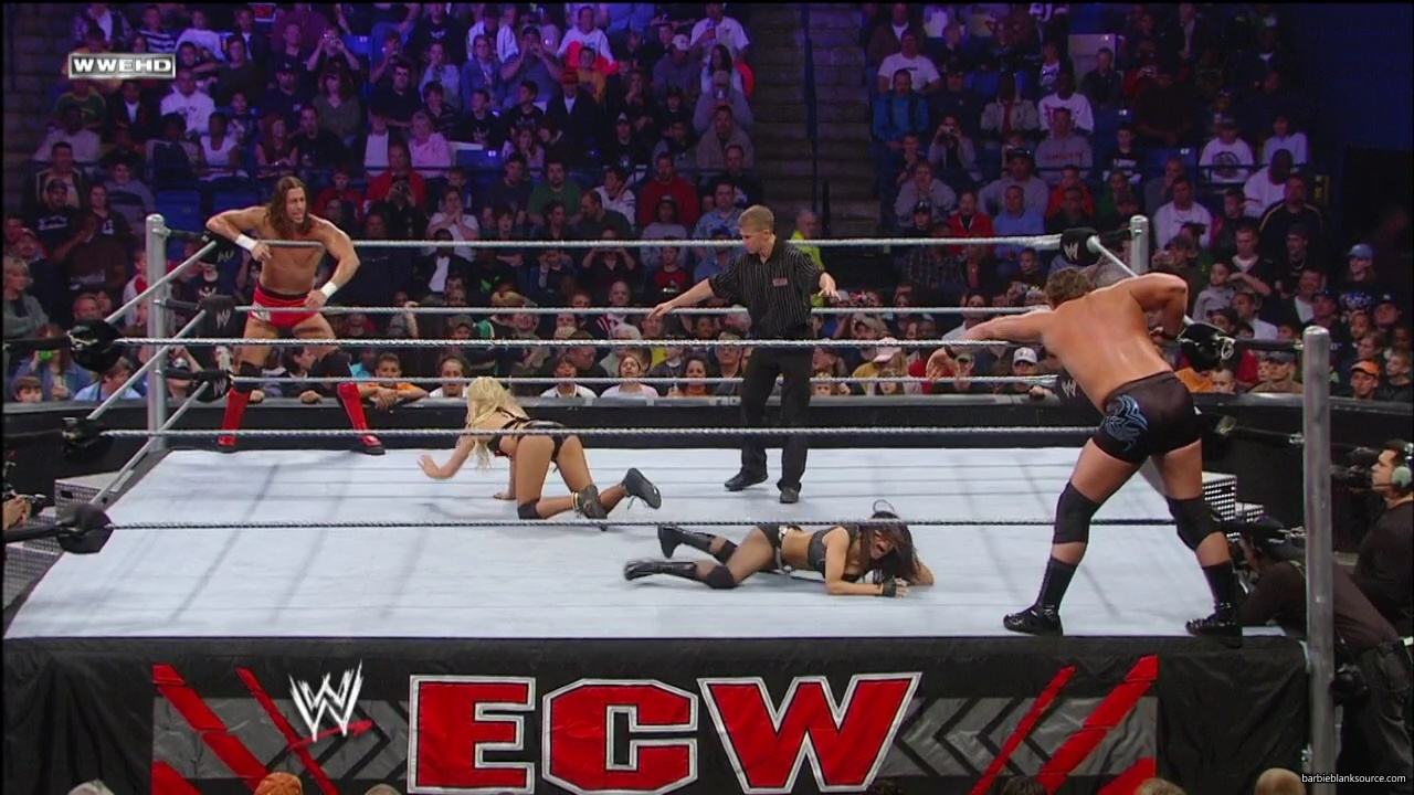 WWE_ECW_03_25_08_Kelly_Richards_vs_Knox_Layla_mp42826.jpg