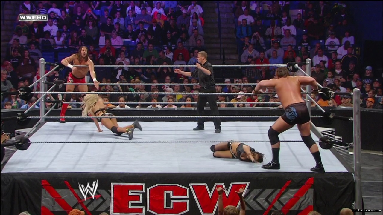 WWE_ECW_03_25_08_Kelly_Richards_vs_Knox_Layla_mp42828.jpg