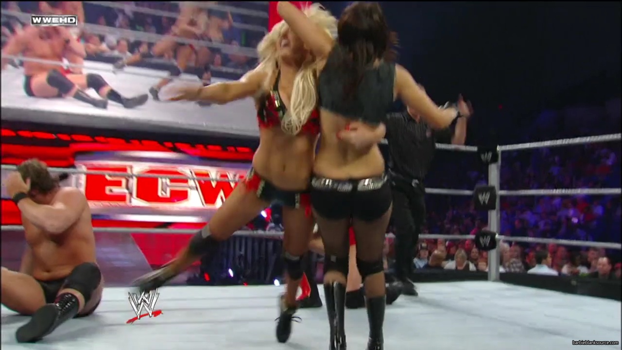 WWE_ECW_03_25_08_Kelly_Richards_vs_Knox_Layla_mp42848.jpg