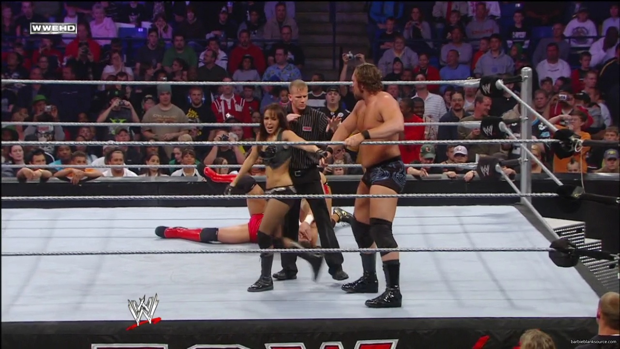 WWE_ECW_03_25_08_Kelly_Richards_vs_Knox_Layla_mp42878.jpg
