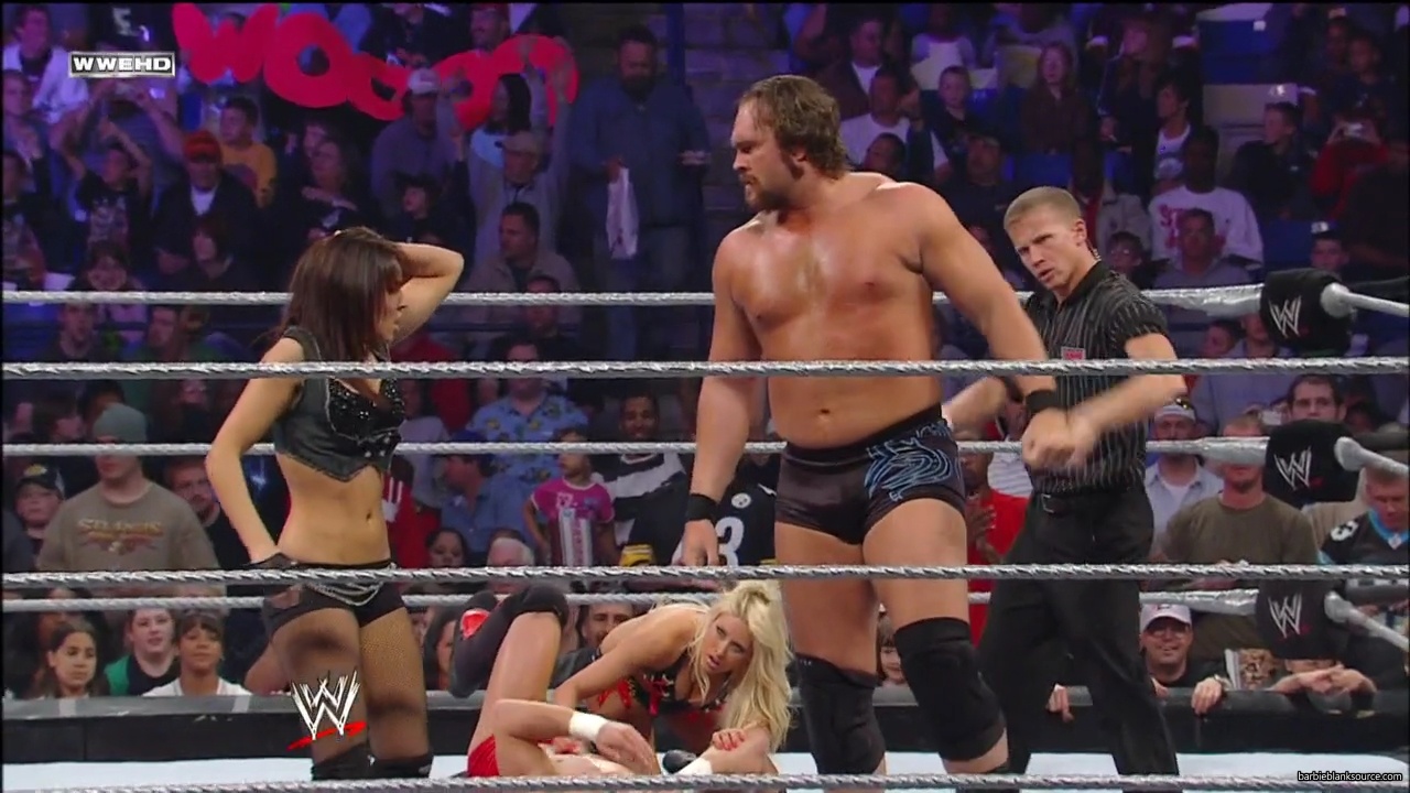 WWE_ECW_03_25_08_Kelly_Richards_vs_Knox_Layla_mp42884.jpg