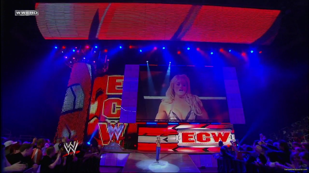 WWE_ECW_04_22_08_Dreamer_Kelly_vs_Knox_Layla_mp40007.jpg