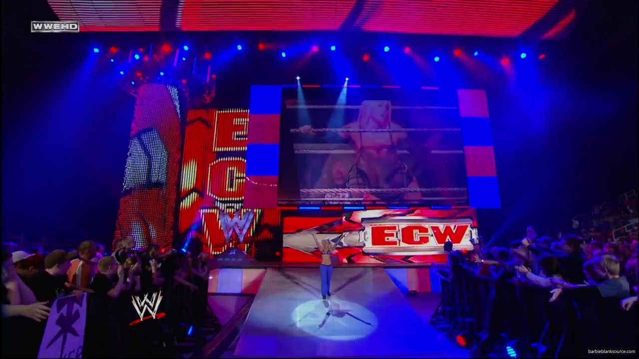 WWE_ECW_04_22_08_Dreamer_Kelly_vs_Knox_Layla_mp40008.jpg
