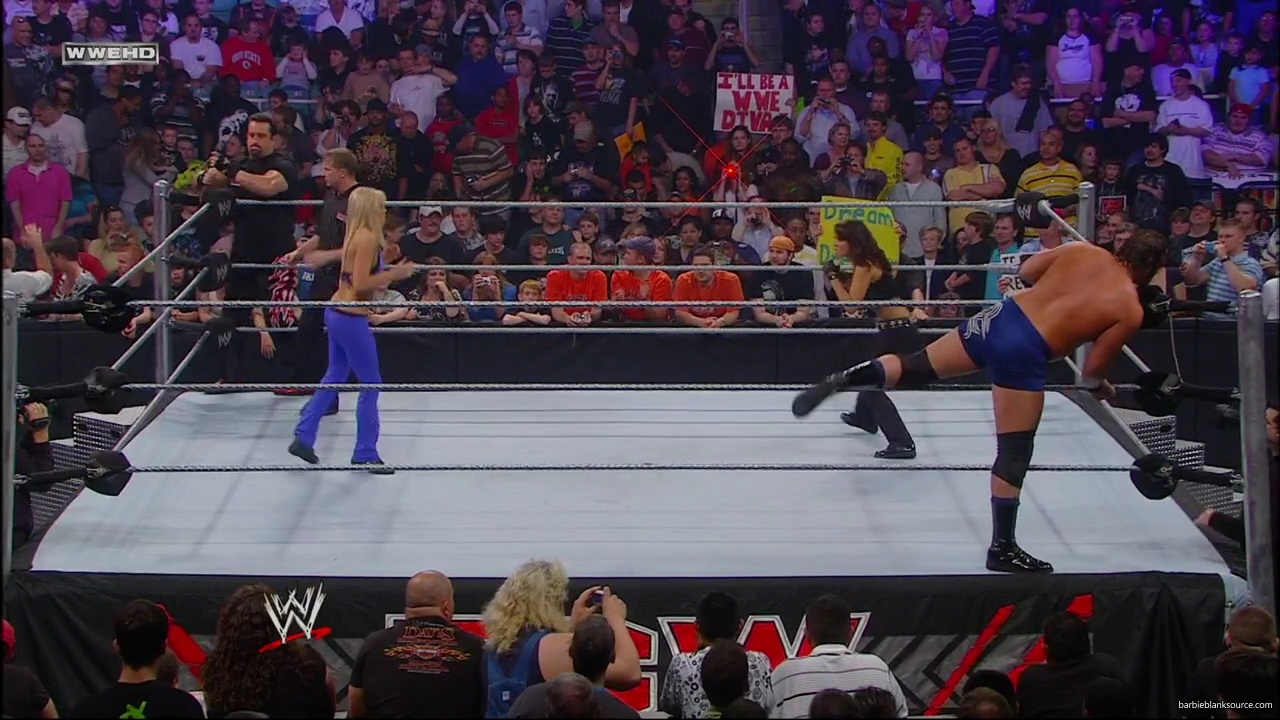 WWE_ECW_04_22_08_Dreamer_Kelly_vs_Knox_Layla_mp40166.jpg
