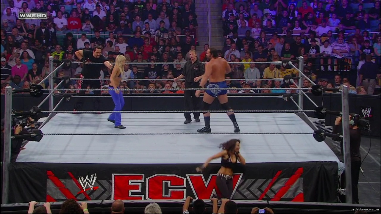 WWE_ECW_04_22_08_Dreamer_Kelly_vs_Knox_Layla_mp40196.jpg