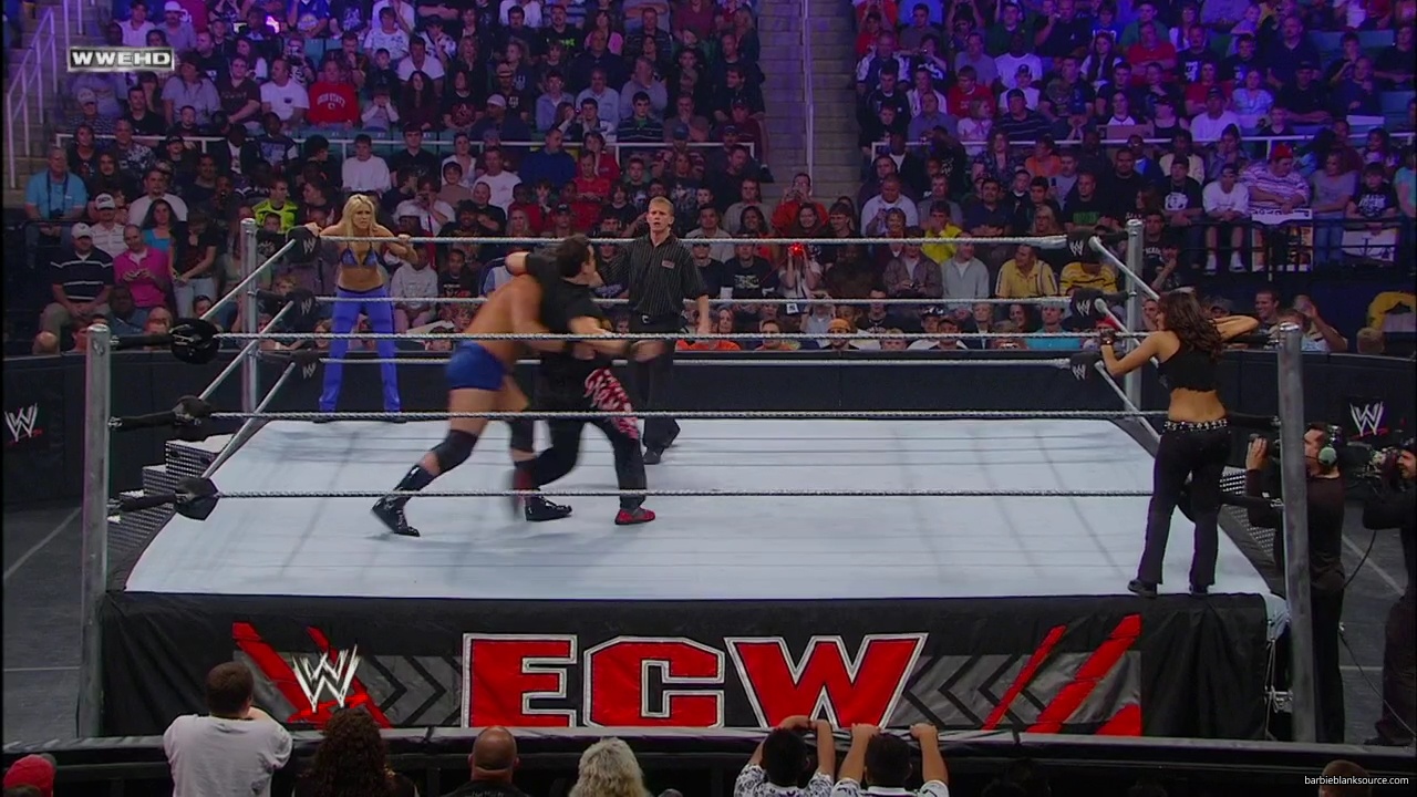 WWE_ECW_04_22_08_Dreamer_Kelly_vs_Knox_Layla_mp40236.jpg