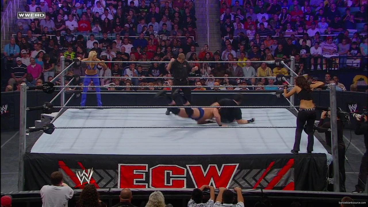 WWE_ECW_04_22_08_Dreamer_Kelly_vs_Knox_Layla_mp40237.jpg