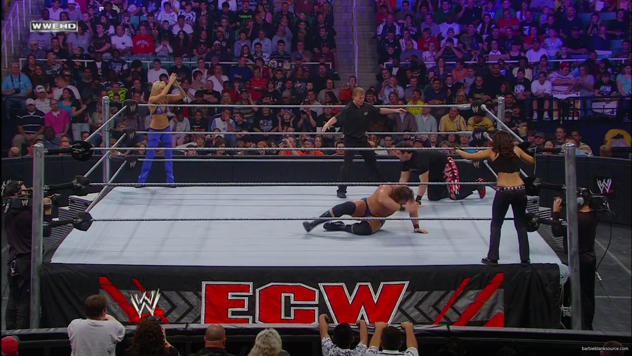 WWE_ECW_04_22_08_Dreamer_Kelly_vs_Knox_Layla_mp40239.jpg