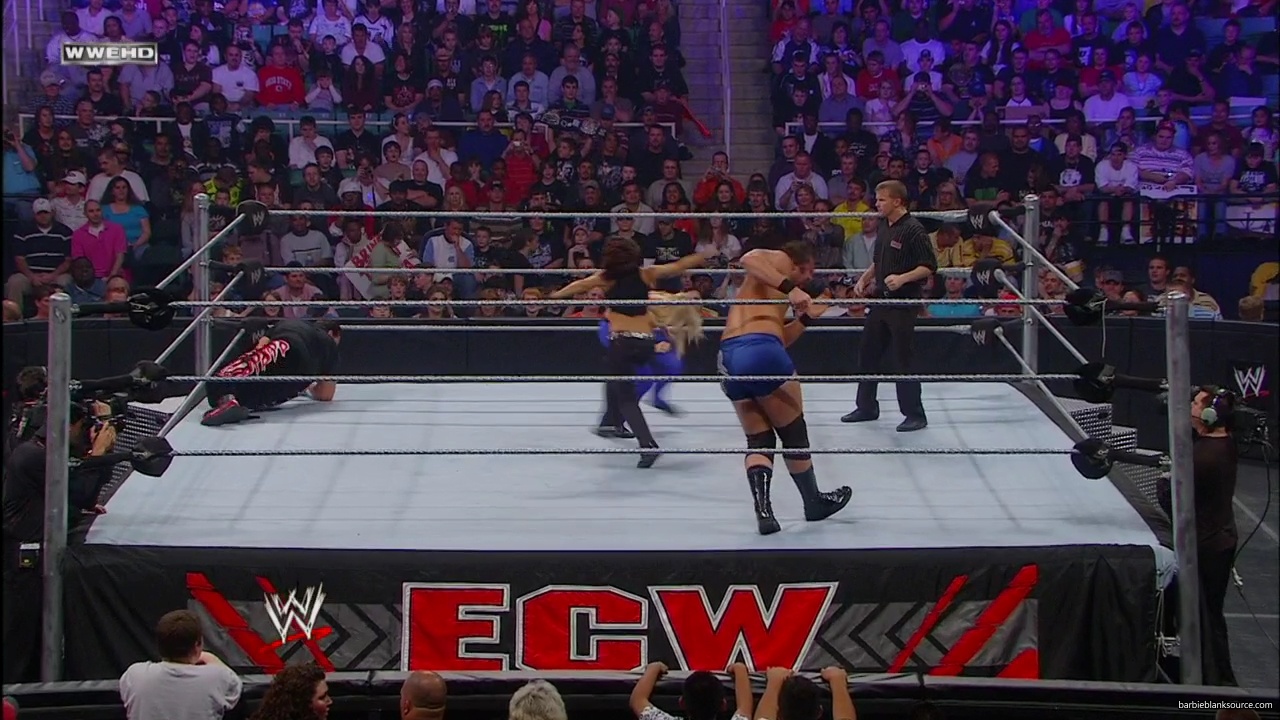 WWE_ECW_04_22_08_Dreamer_Kelly_vs_Knox_Layla_mp40244.jpg