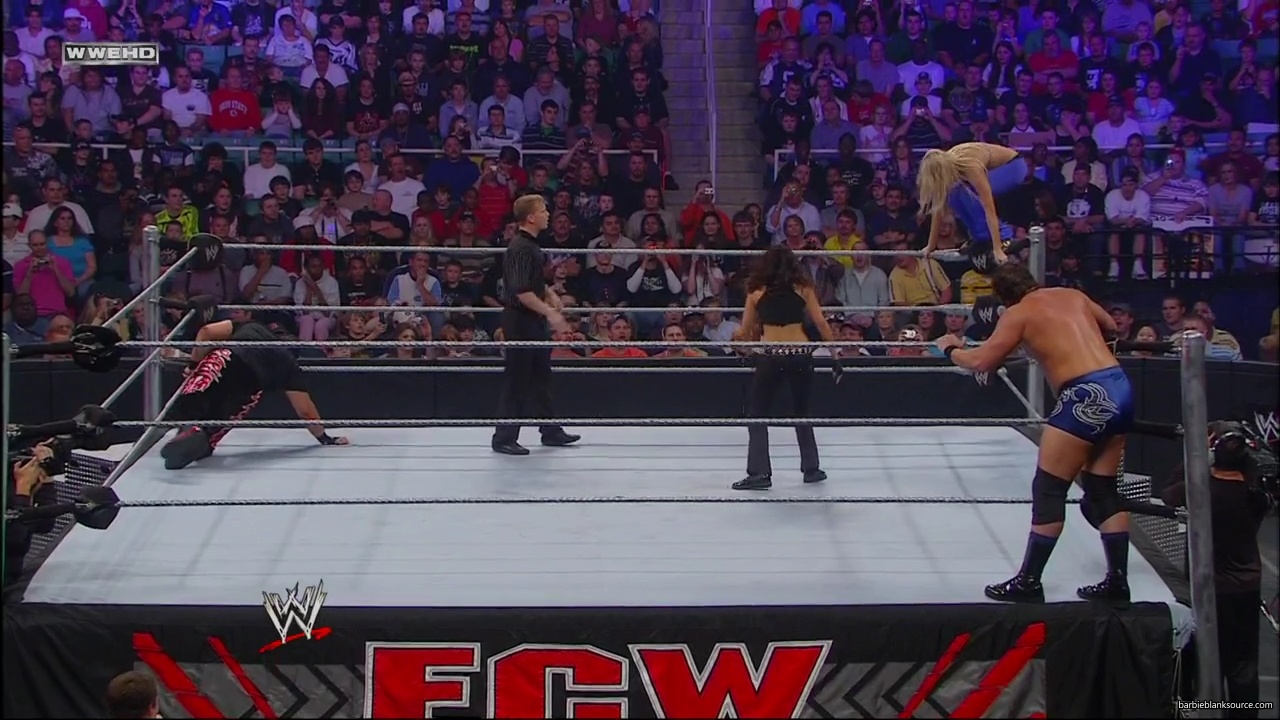 WWE_ECW_04_22_08_Dreamer_Kelly_vs_Knox_Layla_mp40259.jpg