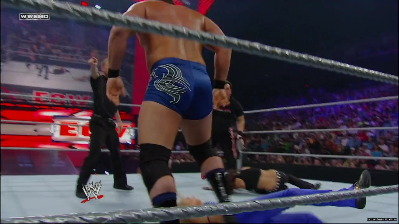 WWE_ECW_04_22_08_Dreamer_Kelly_vs_Knox_Layla_mp40265.jpg