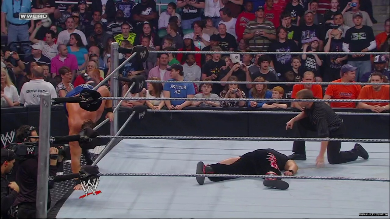 WWE_ECW_04_22_08_Dreamer_Kelly_vs_Knox_Layla_mp40321.jpg