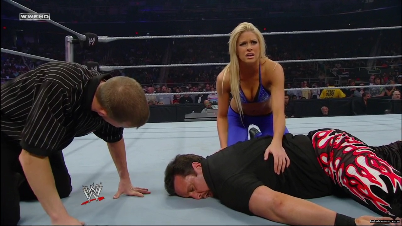 WWE_ECW_04_22_08_Dreamer_Kelly_vs_Knox_Layla_mp40372.jpg
