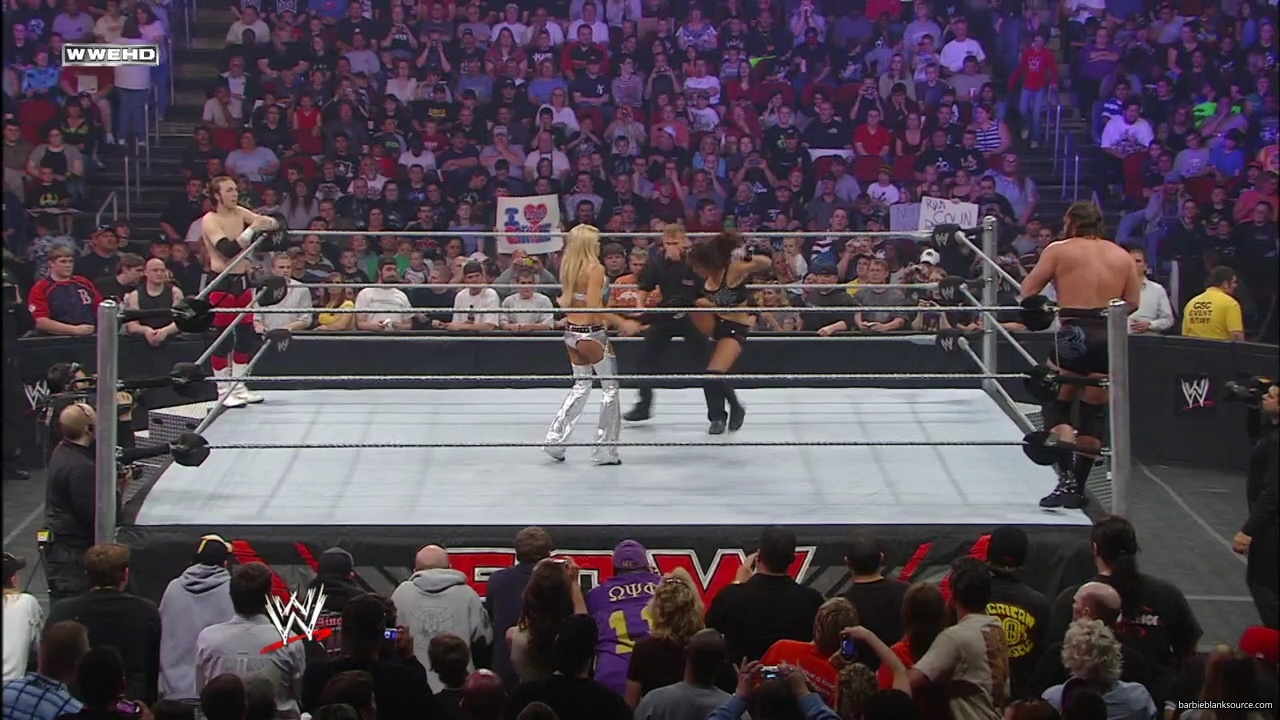 WWE_ECW_05_20_08_Colin_Kelly_vs_Knox_Layla_mp40117.jpg
