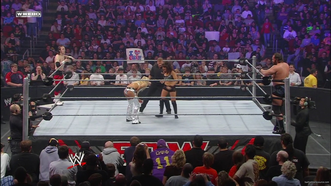 WWE_ECW_05_20_08_Colin_Kelly_vs_Knox_Layla_mp40118.jpg