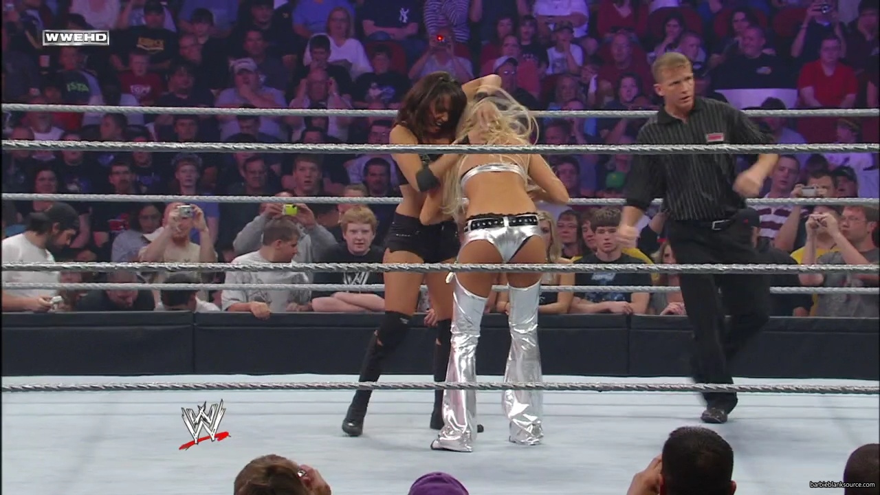 WWE_ECW_05_20_08_Colin_Kelly_vs_Knox_Layla_mp40121.jpg