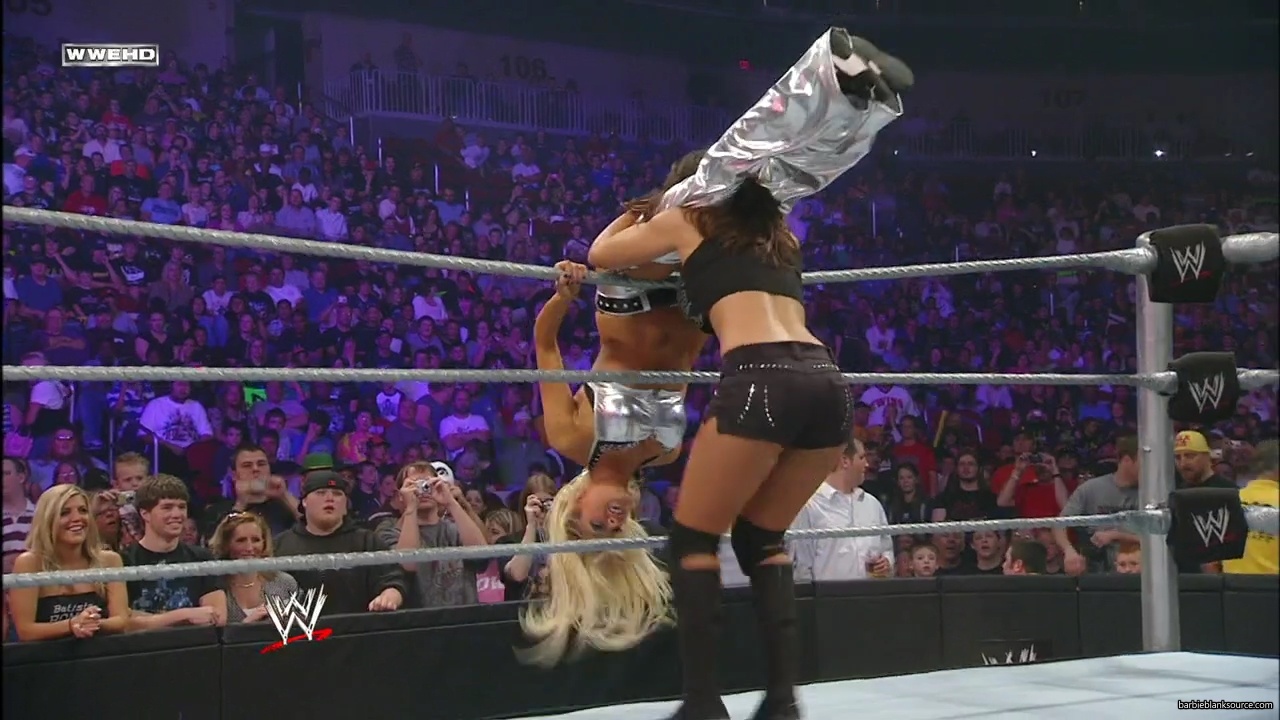 WWE_ECW_05_20_08_Colin_Kelly_vs_Knox_Layla_mp40127.jpg