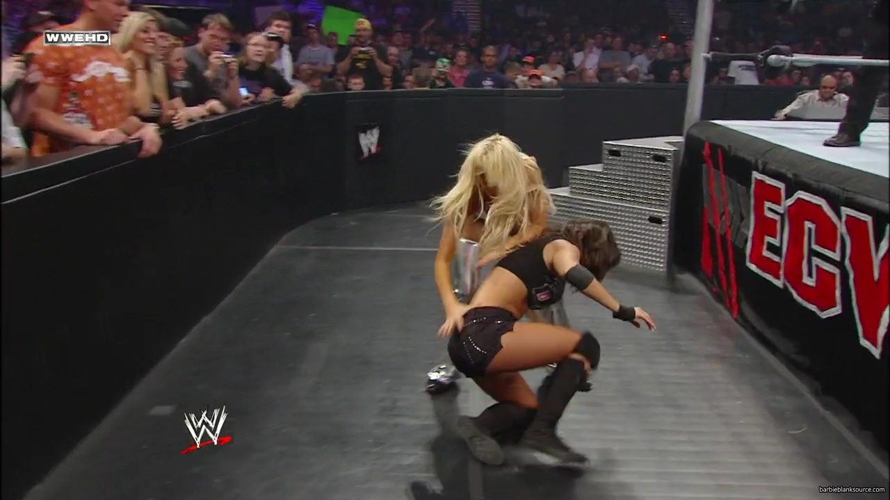 WWE_ECW_05_20_08_Colin_Kelly_vs_Knox_Layla_mp40134.jpg