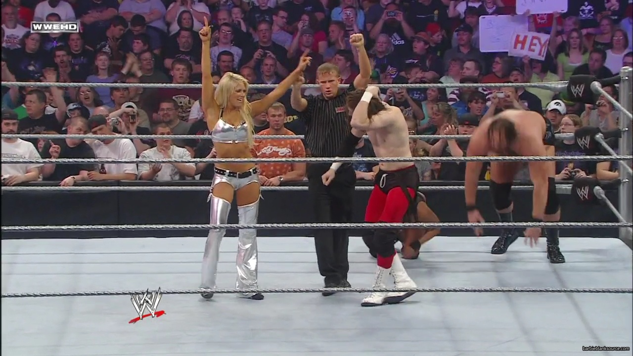 WWE_ECW_05_20_08_Colin_Kelly_vs_Knox_Layla_mp40189.jpg