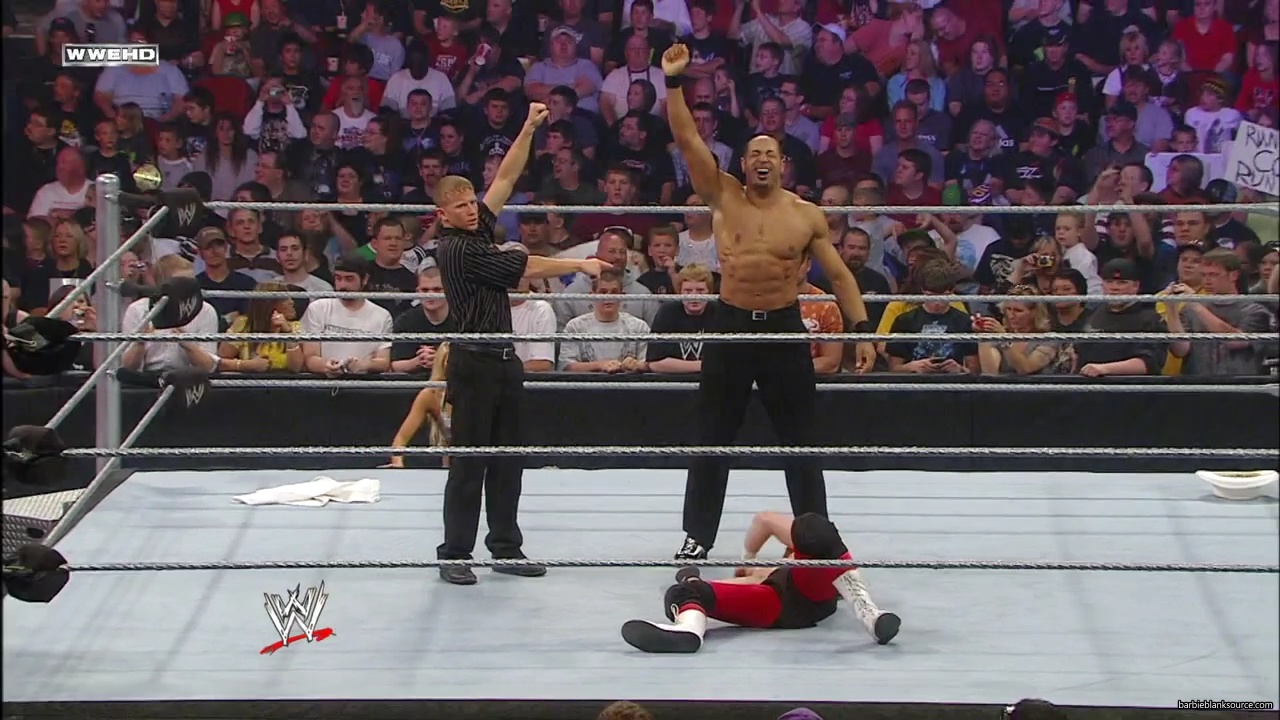 WWE_ECW_05_20_08_Colin_Kelly_vs_Knox_Layla_mp40256.jpg