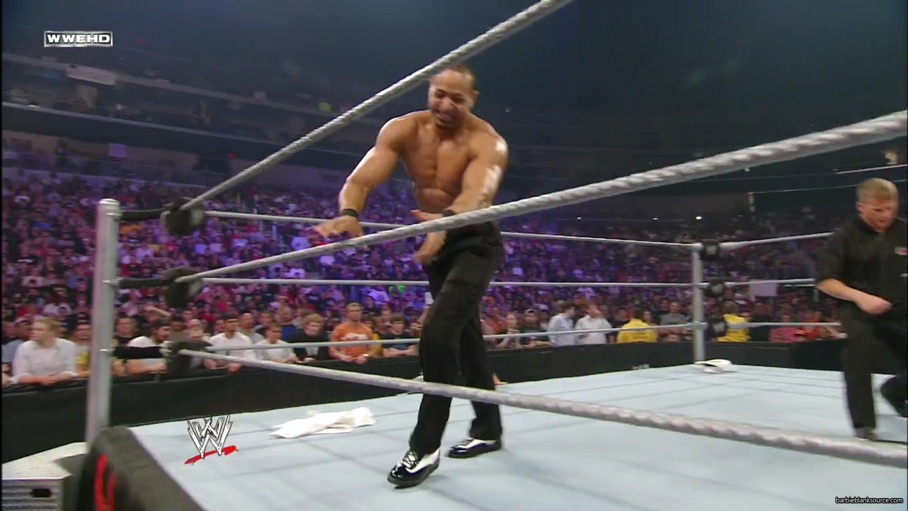 WWE_ECW_05_20_08_Colin_Kelly_vs_Knox_Layla_mp40275.jpg