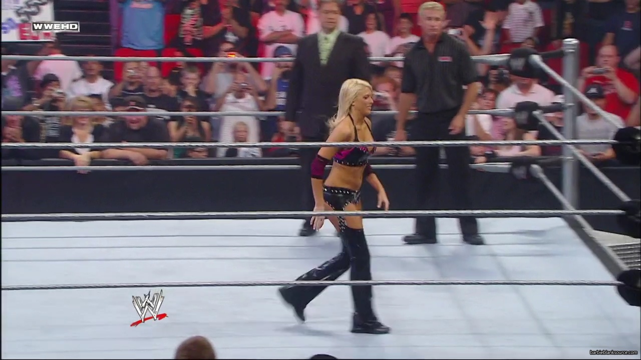 WWE_ECW_06_10_08_Kelly_vs_Victoria_mp40316.jpg