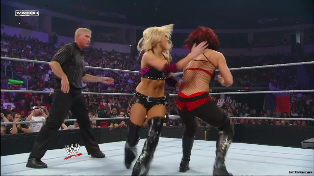 WWE_ECW_06_10_08_Kelly_vs_Victoria_mp40390.jpg
