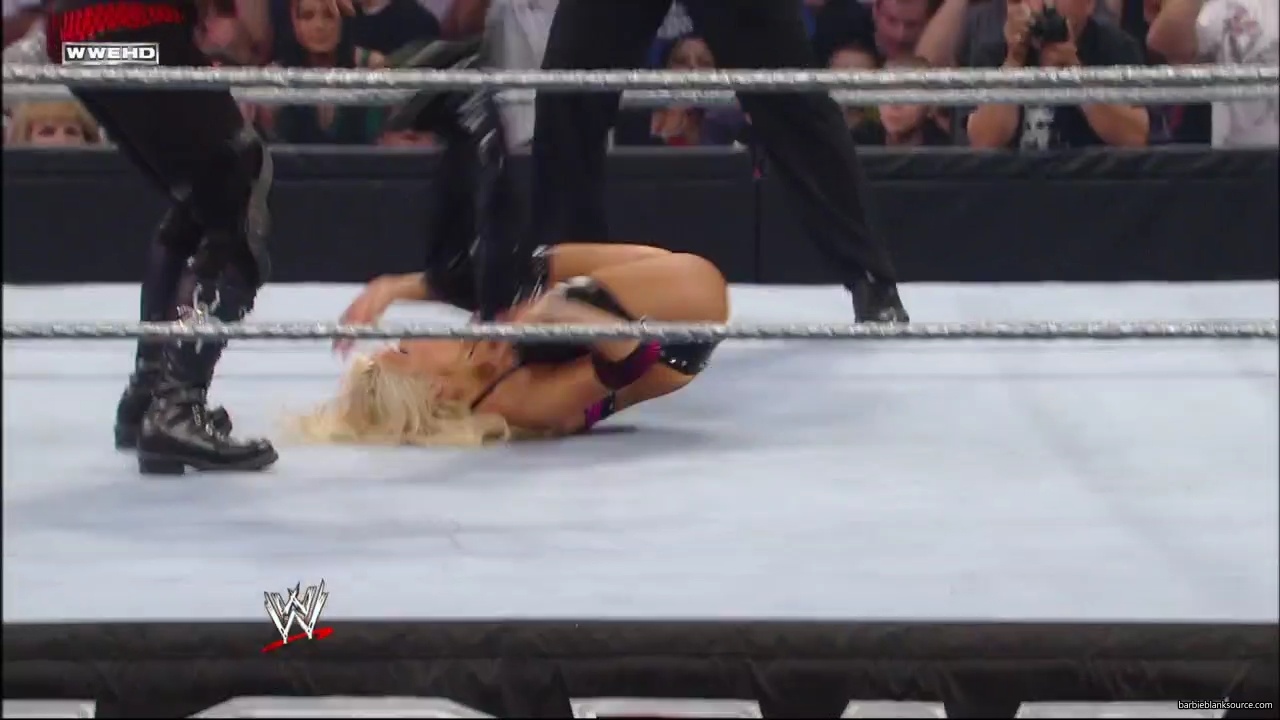 WWE_ECW_06_10_08_Kelly_vs_Victoria_mp40392.jpg