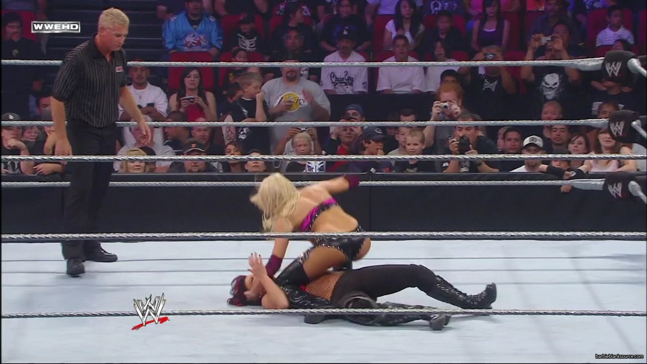 WWE_ECW_06_10_08_Kelly_vs_Victoria_mp40400.jpg