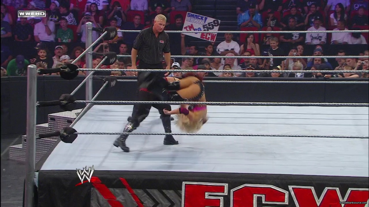 WWE_ECW_06_10_08_Kelly_vs_Victoria_mp40439.jpg