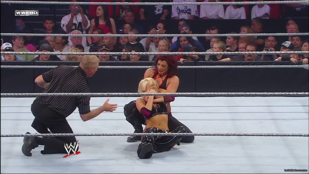 WWE_ECW_06_10_08_Kelly_vs_Victoria_mp40469.jpg