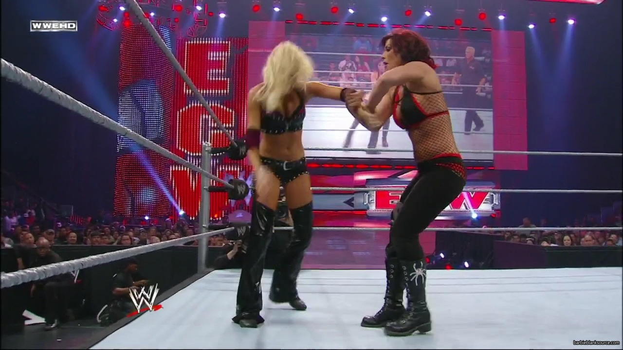 WWE_ECW_06_10_08_Kelly_vs_Victoria_mp40499.jpg