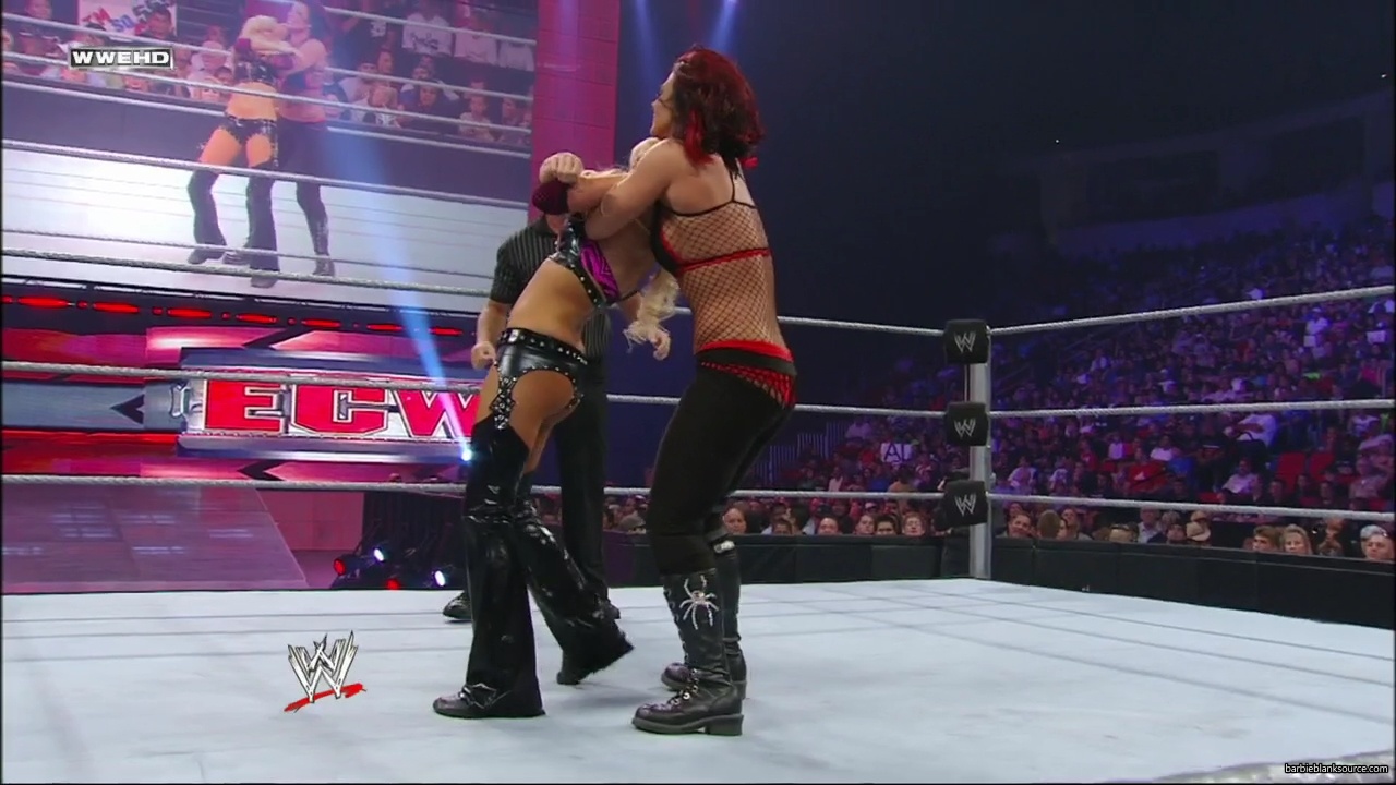 WWE_ECW_06_10_08_Kelly_vs_Victoria_mp40532.jpg
