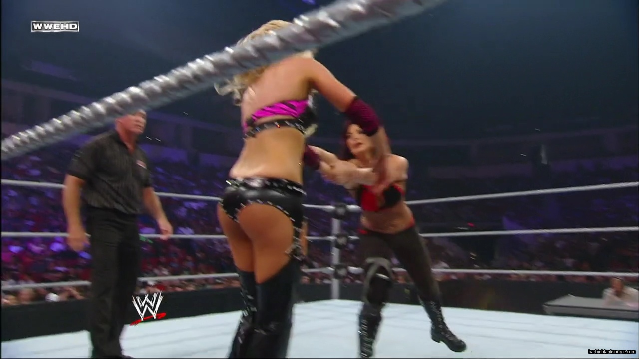 WWE_ECW_06_10_08_Kelly_vs_Victoria_mp40544.jpg