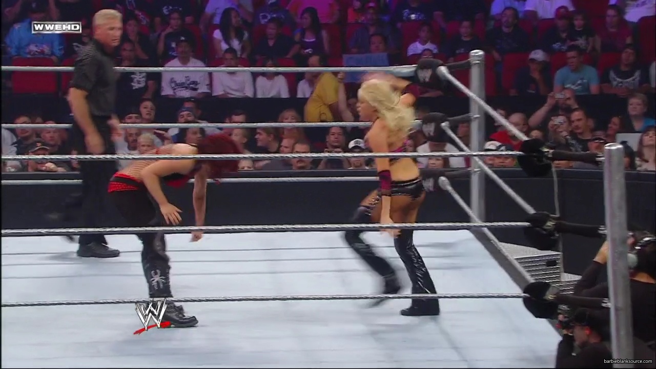 WWE_ECW_06_10_08_Kelly_vs_Victoria_mp40546.jpg